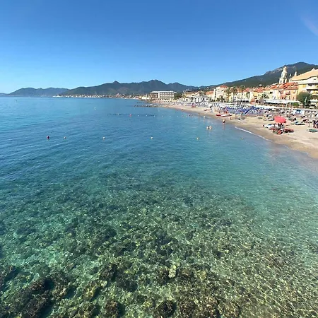 Apartment Lo Scoglio *